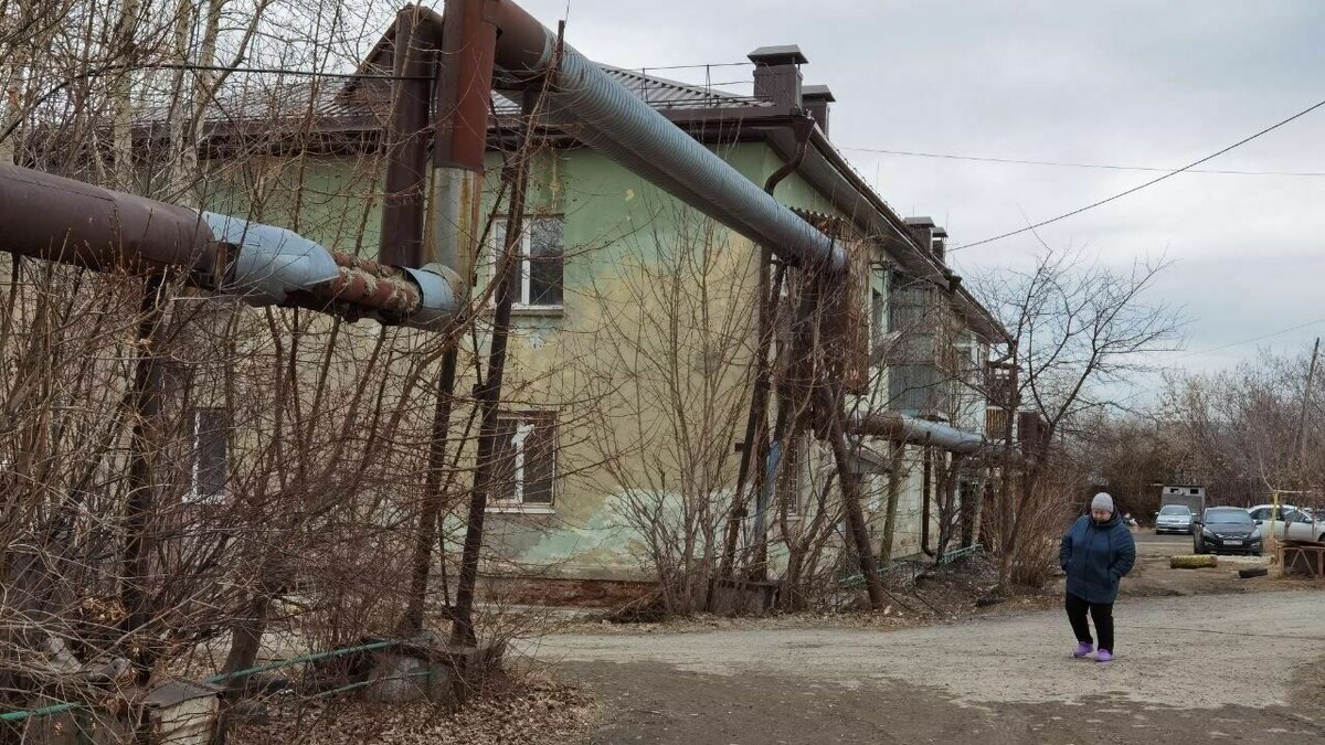    За прошедшую неделю в Тюменской области произошло несколько значимых событий. Среди них: отмена реализации программы комплексного развития территории в районе Лесобаза, решение об установке светофоров на аварийных участках в городе и открытие сезона кикшеринга.