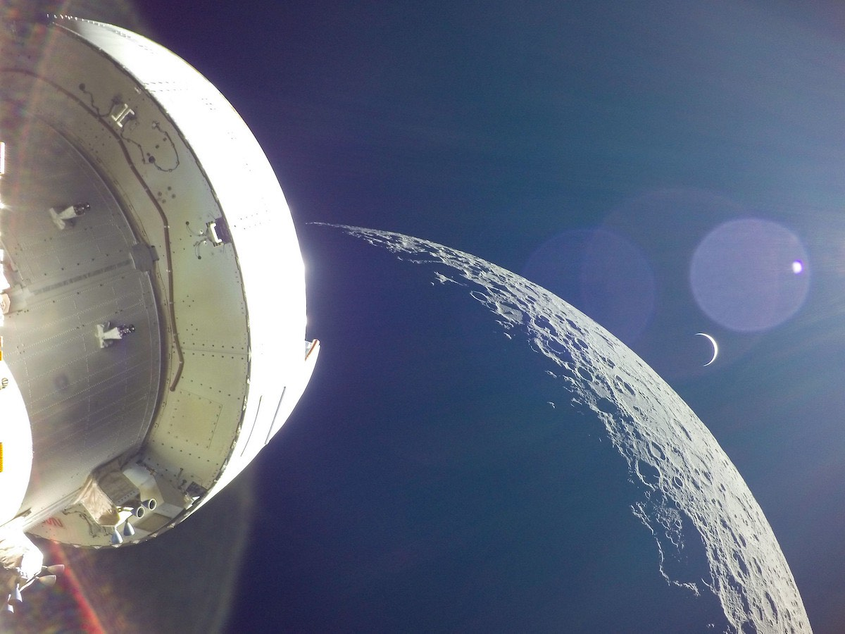 © NASA 