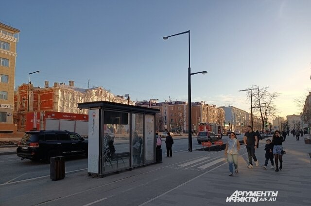    Очевидцы сообщили perm.aif.ru, что увидели на улице Ленина пожарные машины, которые ехали в направлении Перми II. Фото:  АиФ/ Татьяна Титова