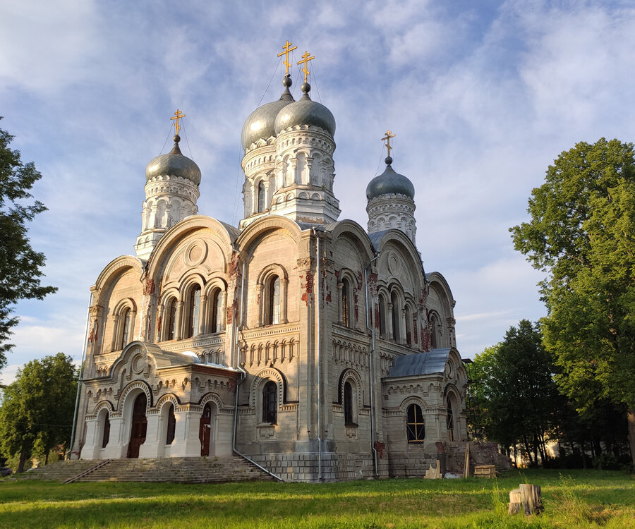 Успенский архитектурный собор в Румынии