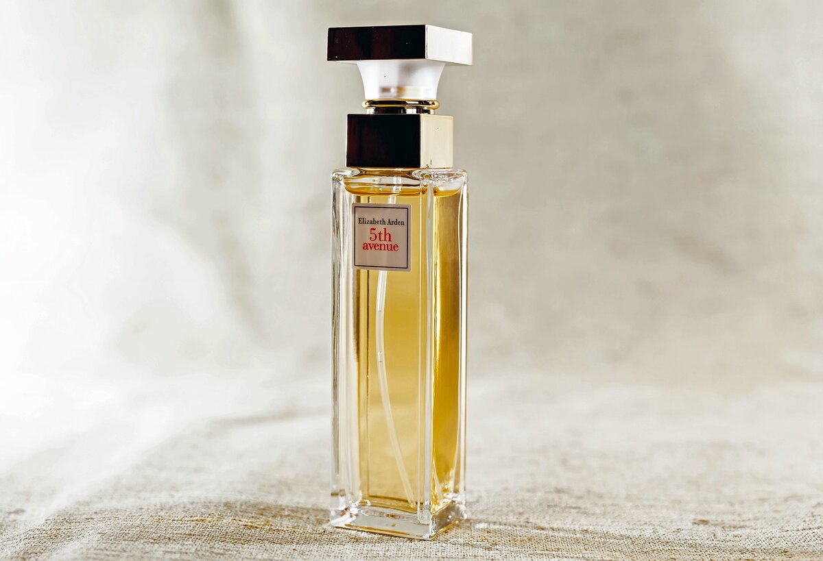 Женские духи Elizabeth Arden 5th Avenue