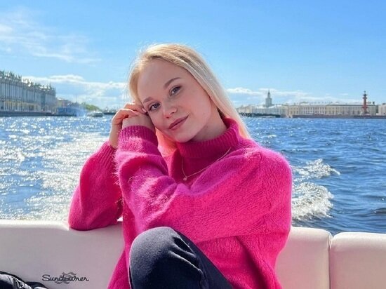     Ангелина Мельникова: фото из соцсеей