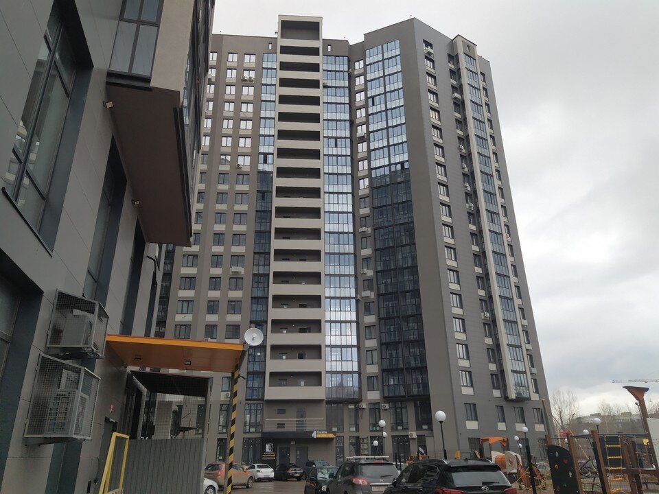    ЖК «Гагаринский» заселили чуть больше года назад. Максим ГОРОХОВ