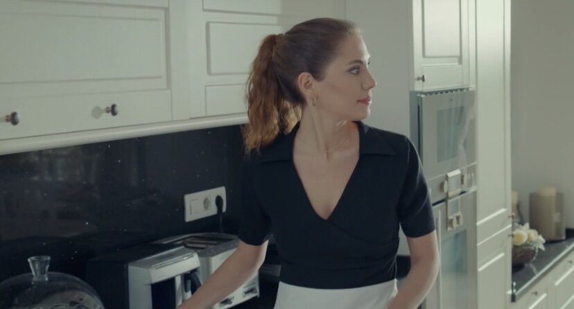 Стоп кадр Турецкий сериал «Запретный плод» Эда Эдже роль Йылдыз 