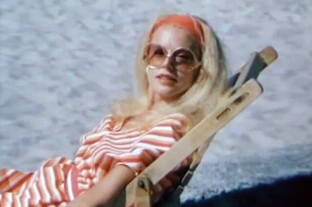    Елена Кондулайнен. «Фламинго приносит счастье» (1986). Кадр из фильма