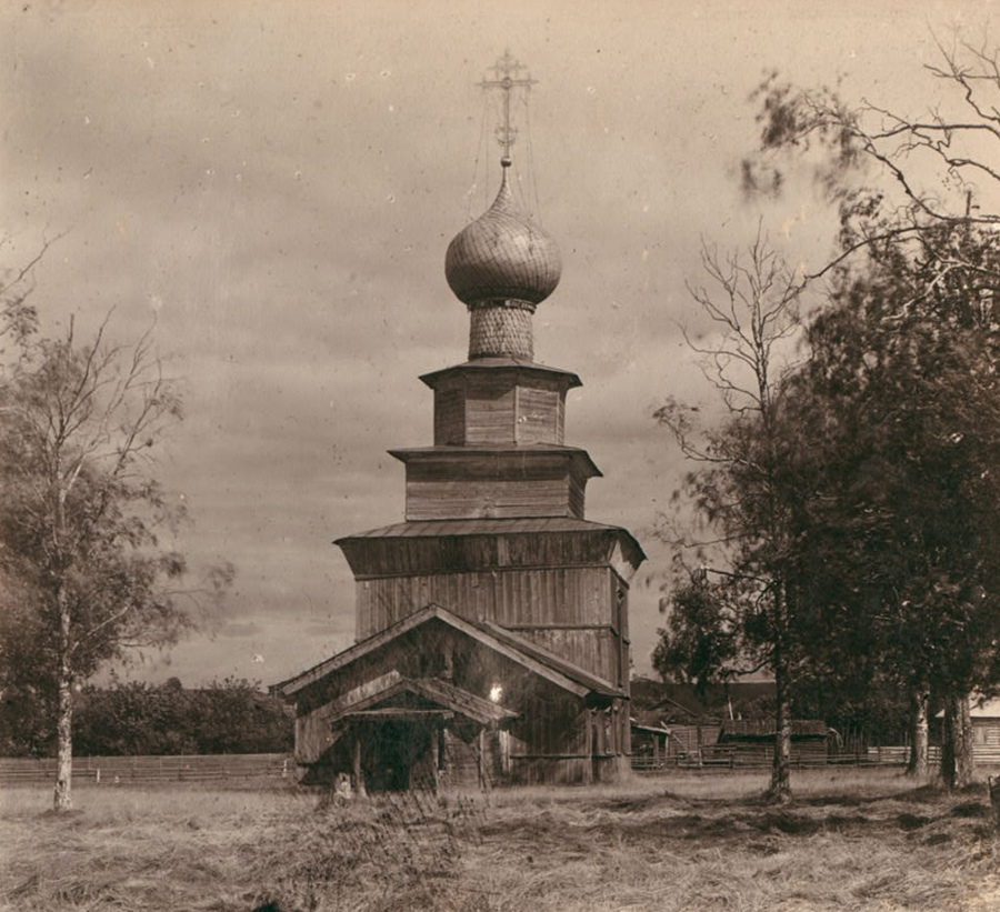 Ильинская церковь в Белозерске. Фотография Прокудина-Горского, 1909 год.