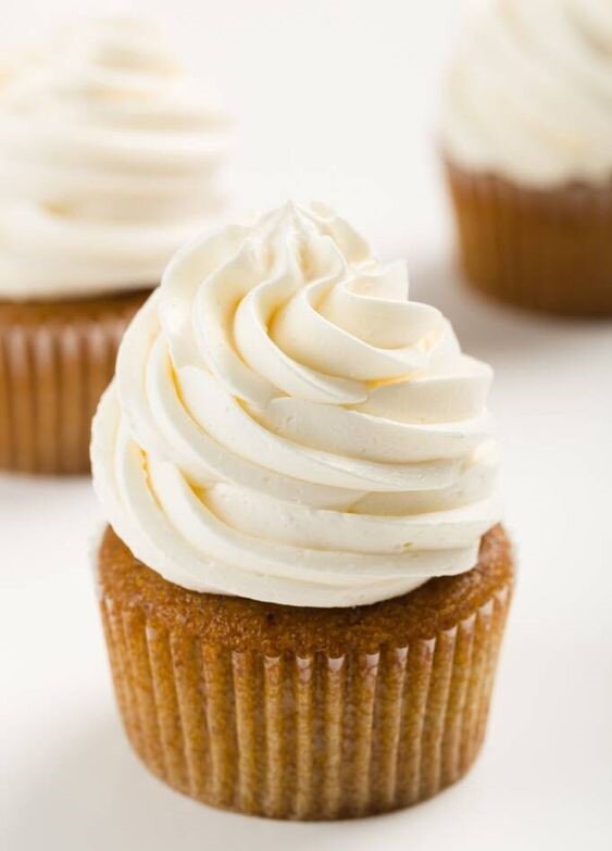 Десерт с кремом. Источник https://www.pinterest.com