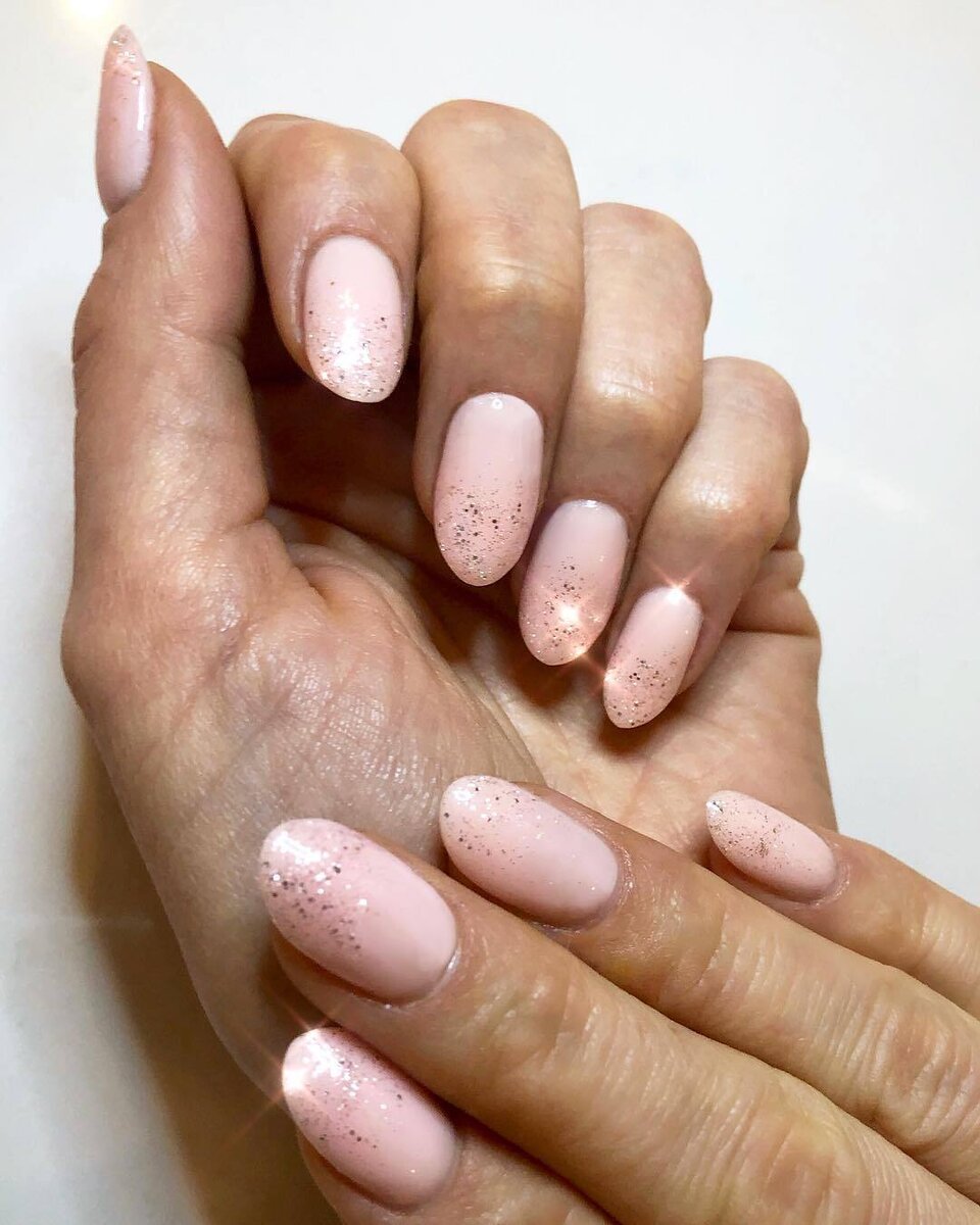 Rose gold tip nails