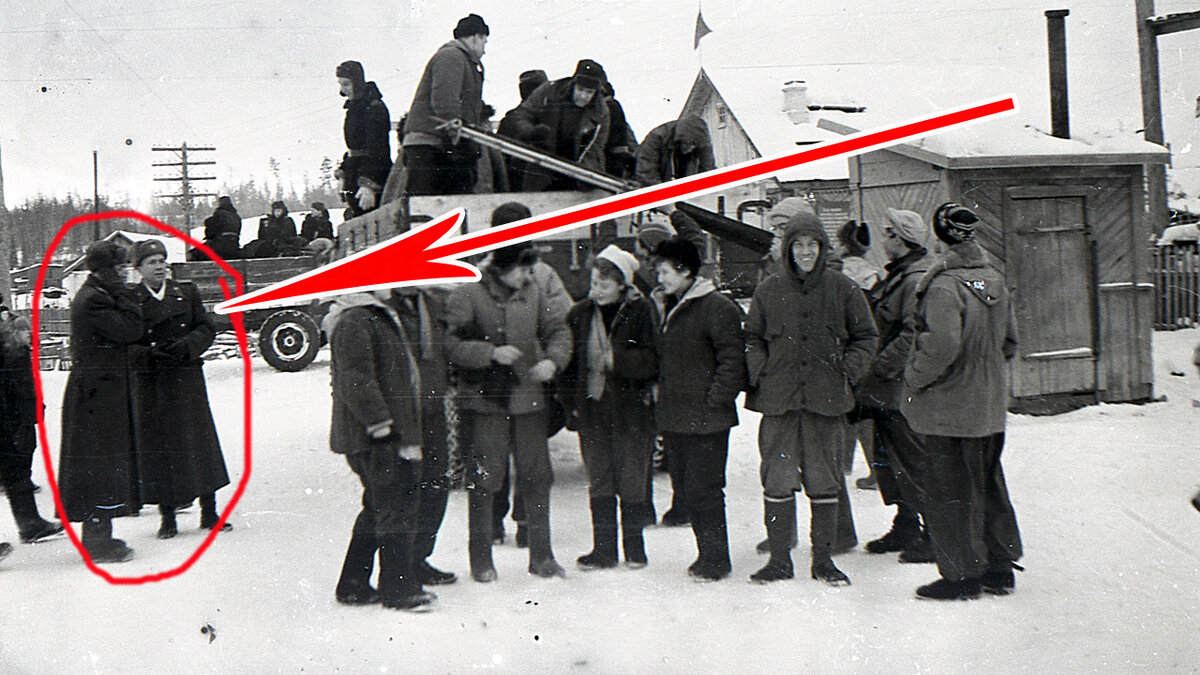 Сотрудники лагерей.