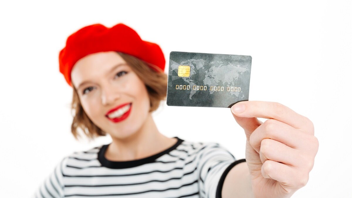    Сколько денег безопасно хранить на карте