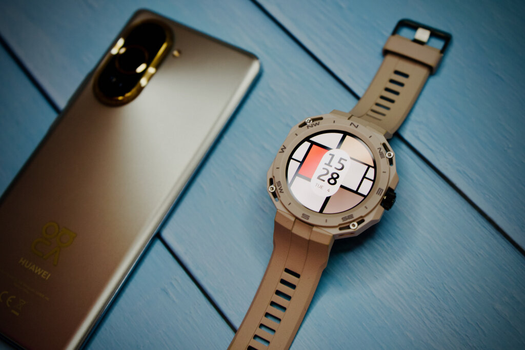    Huawei Watch GT Cyber