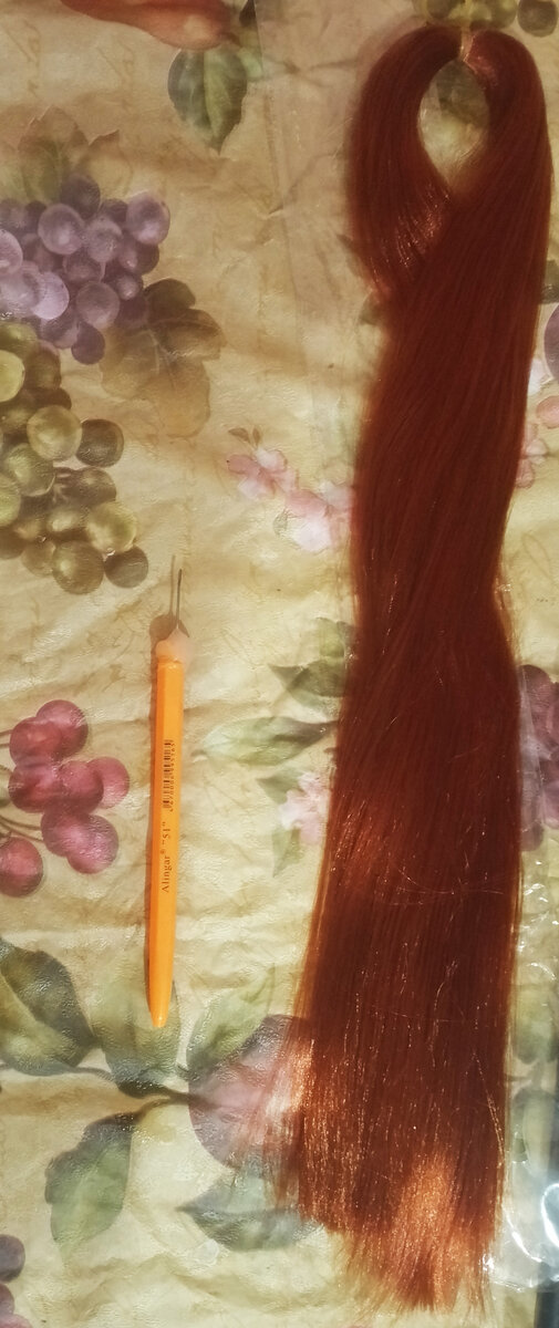 Волос для перепрошивки (жидкий шёлк) и мой импровизированный инструмент.