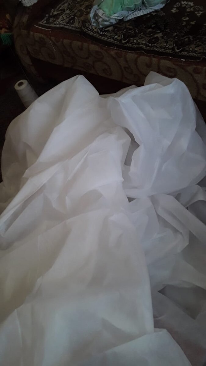 Вот он, беленький такой!