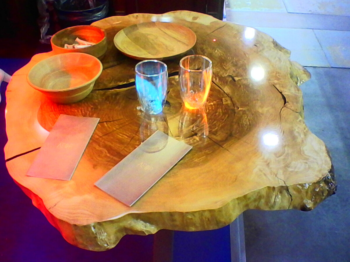 Выставка " Строим дом" , "Интерьерный салон " и "Инженерные системы" в апреле 2023 года в Экспофоруме в Питере (фото Автора).