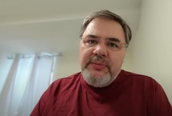    Журналист Руслан Коцаба