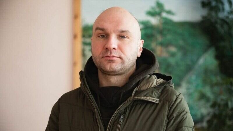     Экс-чиновник устроился в «Автомобильные дороги» Забайкалья, но не уведомил об этом бывшего работодателя — правительство региона.