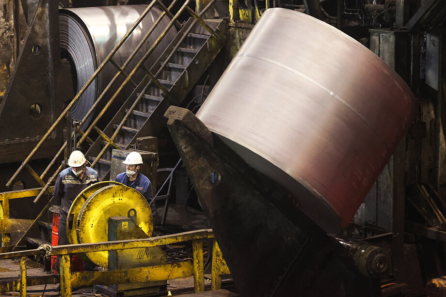 Таджикистан стал покупателем продукции «Северстали». Фото: Сергей Карпухин/ТАСС