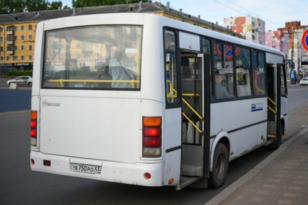 На радоницу будут ходить автобусы на кладбище. Автобус 38 мест. Кладбище автобусов. Автобусы Киров. Новые автобусы.