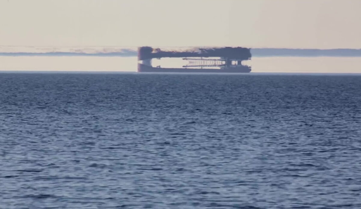 мираж на море