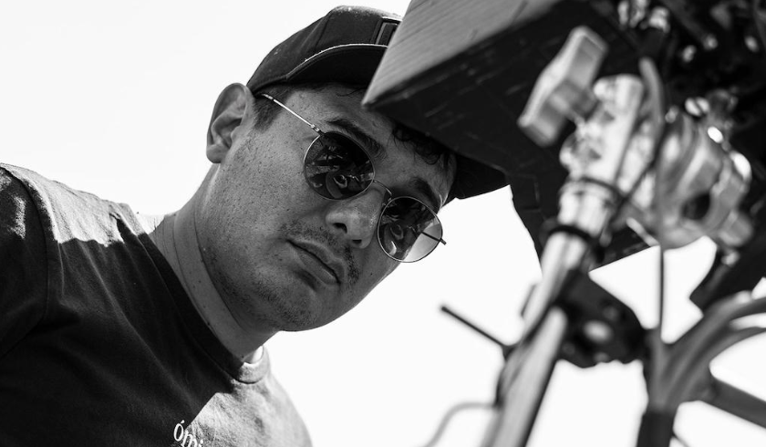 Алишер Утев на съемках сериала