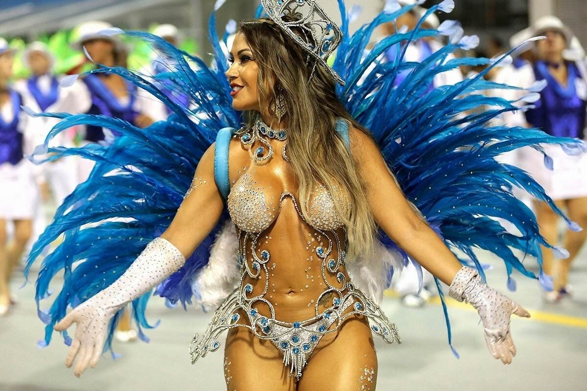 Карнавал в бразилии без костюмов порно (56 фото) - порно и фото голых на бант-на-машину.рф