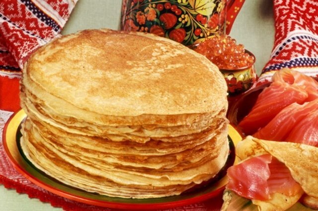    Как церковь относится к Масленице?