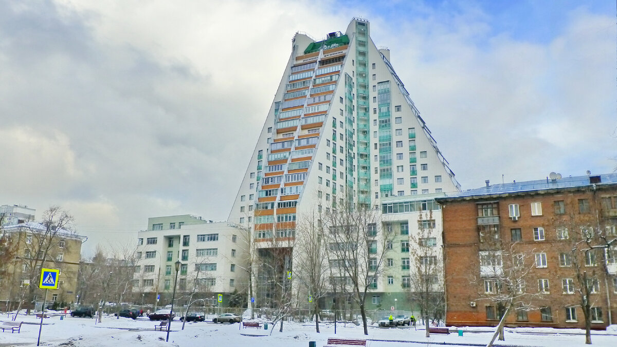 Прогулки по Москве. Автор фото: Петр Аксенов Москва #petraksenov