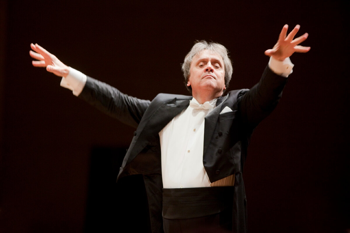 Александр Лазарев 