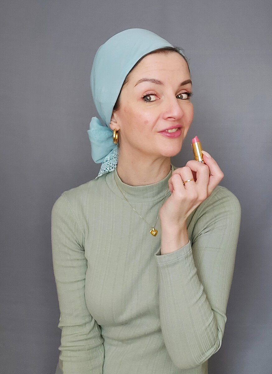 Это я с помадой.