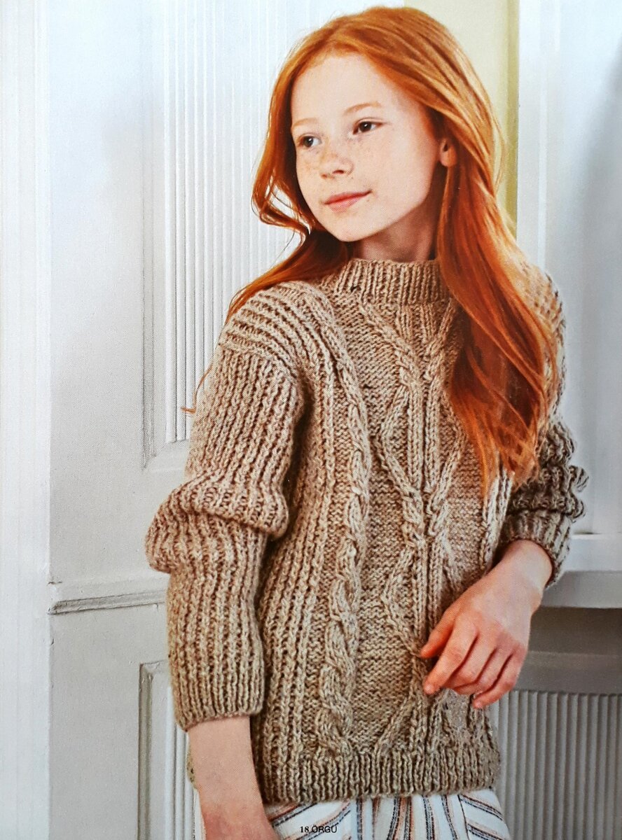 Свитер с аранским узором из журнала Burda Листать→

