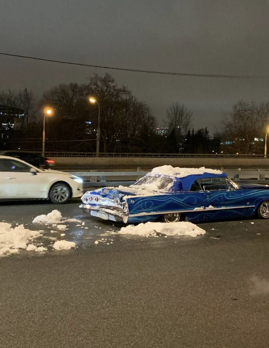 ФОТОФАКТ: в Москве разбили редкий Chevrolet Impala 70-x годов | Broken Car  | Дзен