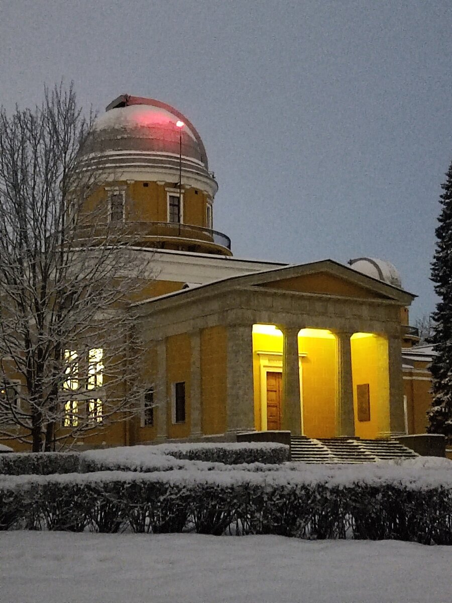 Главное здание