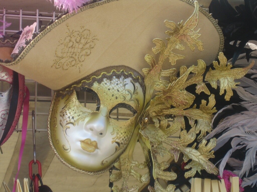 В лавке Венеции