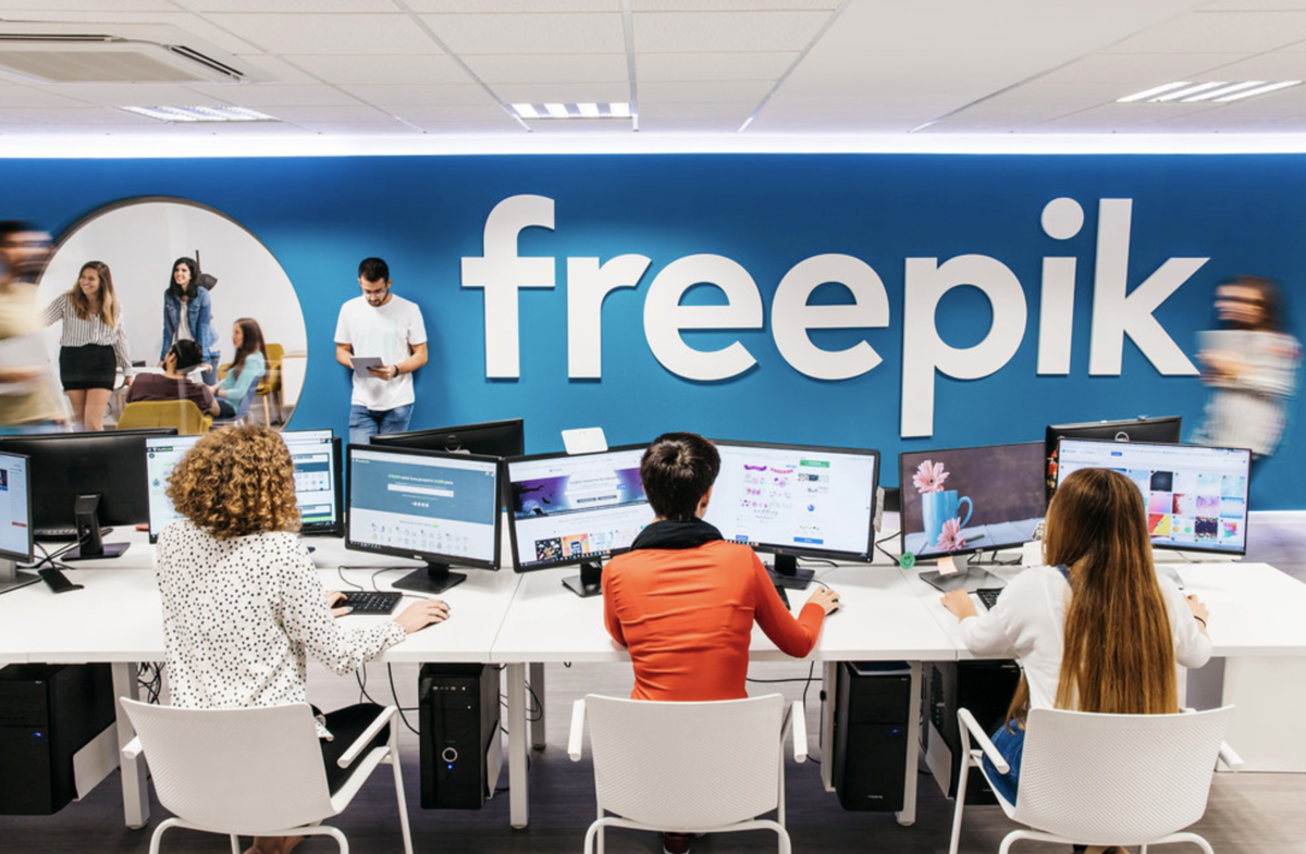 2 freepik. Freepik. Фрипик ру. Freepik Company.