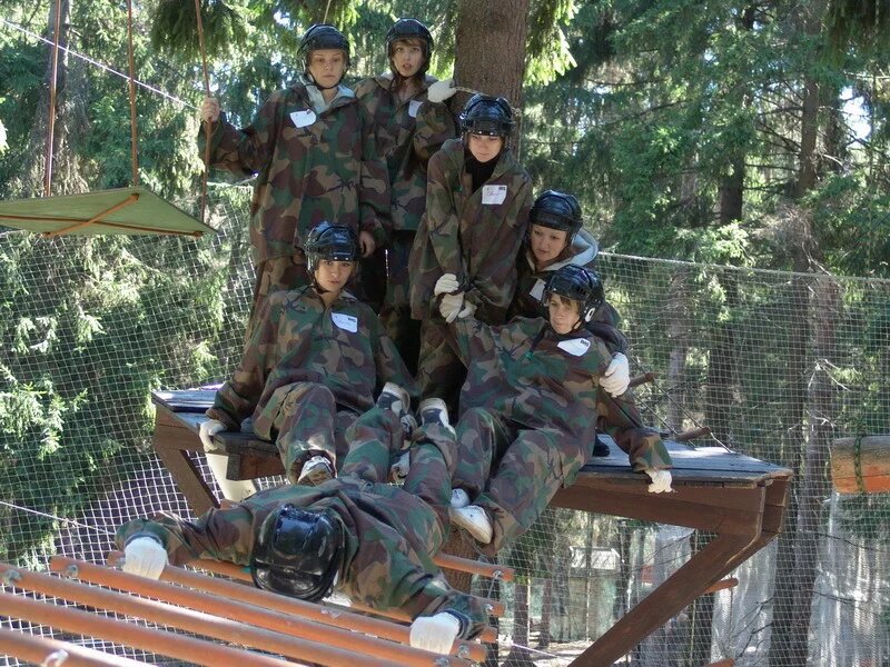 "Верёвочный курс": тимбилдинг-школа