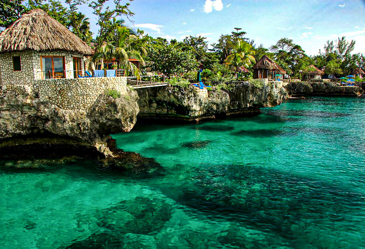 Воды карибских островов. Ямайка Негрил. Ямайка город Негрил. Карибское море Ямайка. Архипелаг Ямайка.