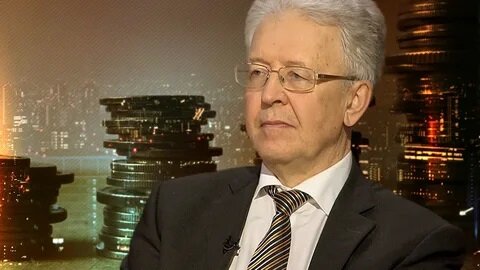 Валенти́н Ю́рьевич Катасо́нов (род. 5 апреля 1950, СССР) — российский публицист и конспиролог, экономист, доктор экономических наук, бывший профессор кафедры международных финансов МГИМО.