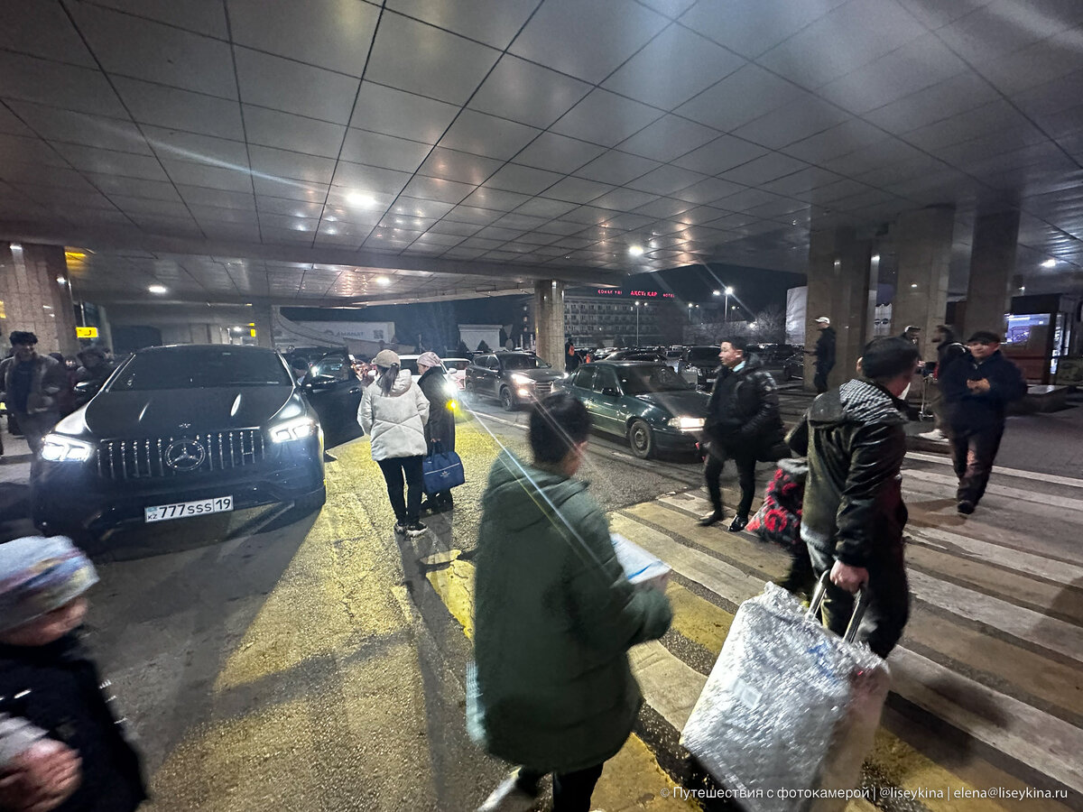 Немного хаоса из аэропорта Алматы