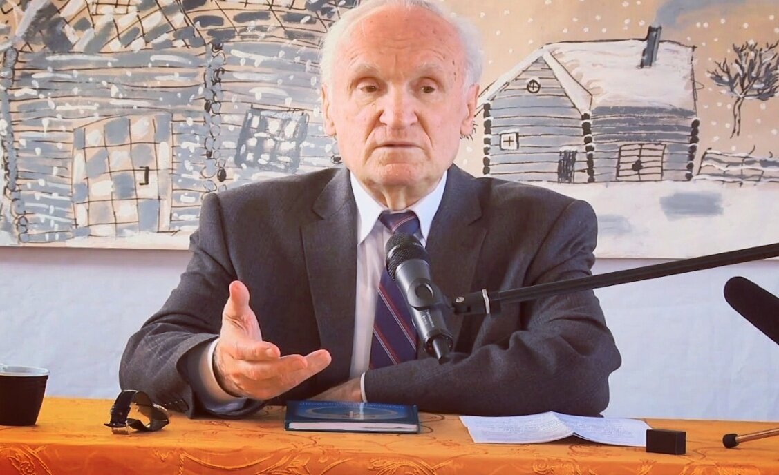 Алексей Ильич Осипов — учёный-богослов, педагог и публицист, доктор богословия, заслуженный профессор Московской духовной академии, апологет, проповедник, писатель, православный катехизатор.