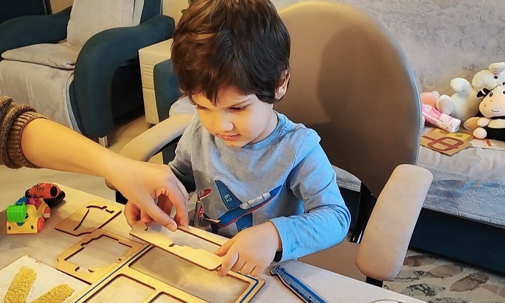 Интересно, правильно мама положила корабль? 