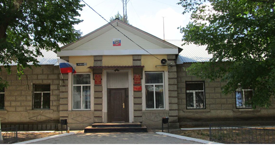 Здание военного комиссариата в Матвеевом Кургане