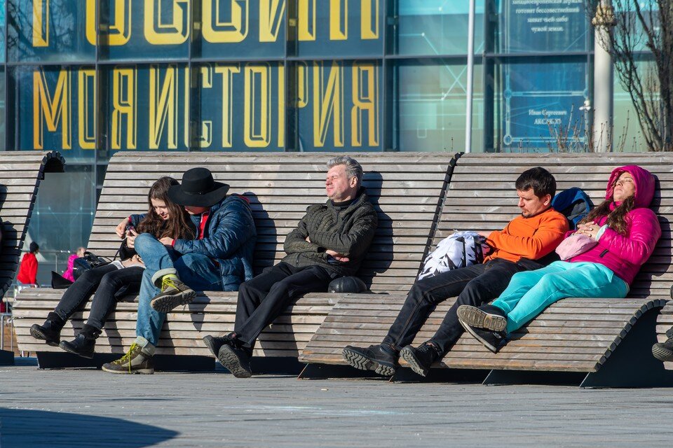     На небе малооблачно. Михаил ФРОЛОВ