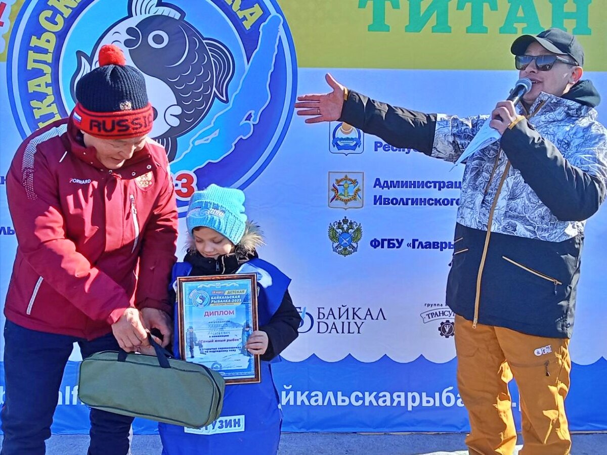 Байкальская рыбалка 2024 когда. Байкальская рыбалка. Детская Байкальская рыбалка 2023. Байкальская рыбалка на Култушной 2023. Байкальская рыбалка МЕГАФОН выиграл снегоход.