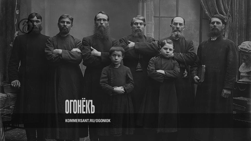 нижегородские купцы-старообрядцы с сыновьями