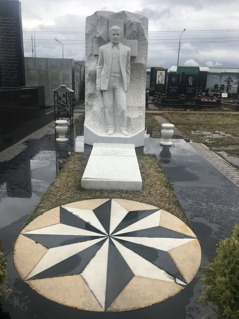 Могила Тамаза Пипиа 