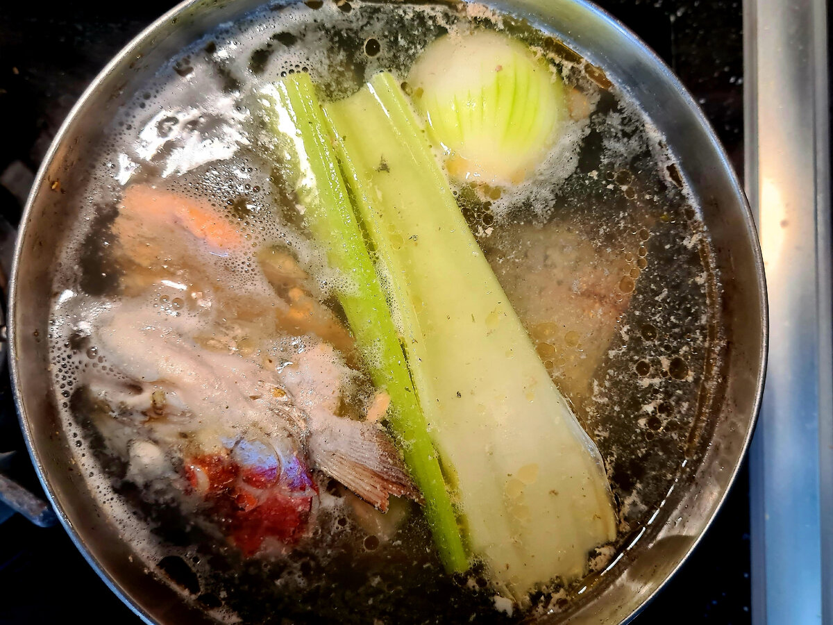 Бульон в процессе!