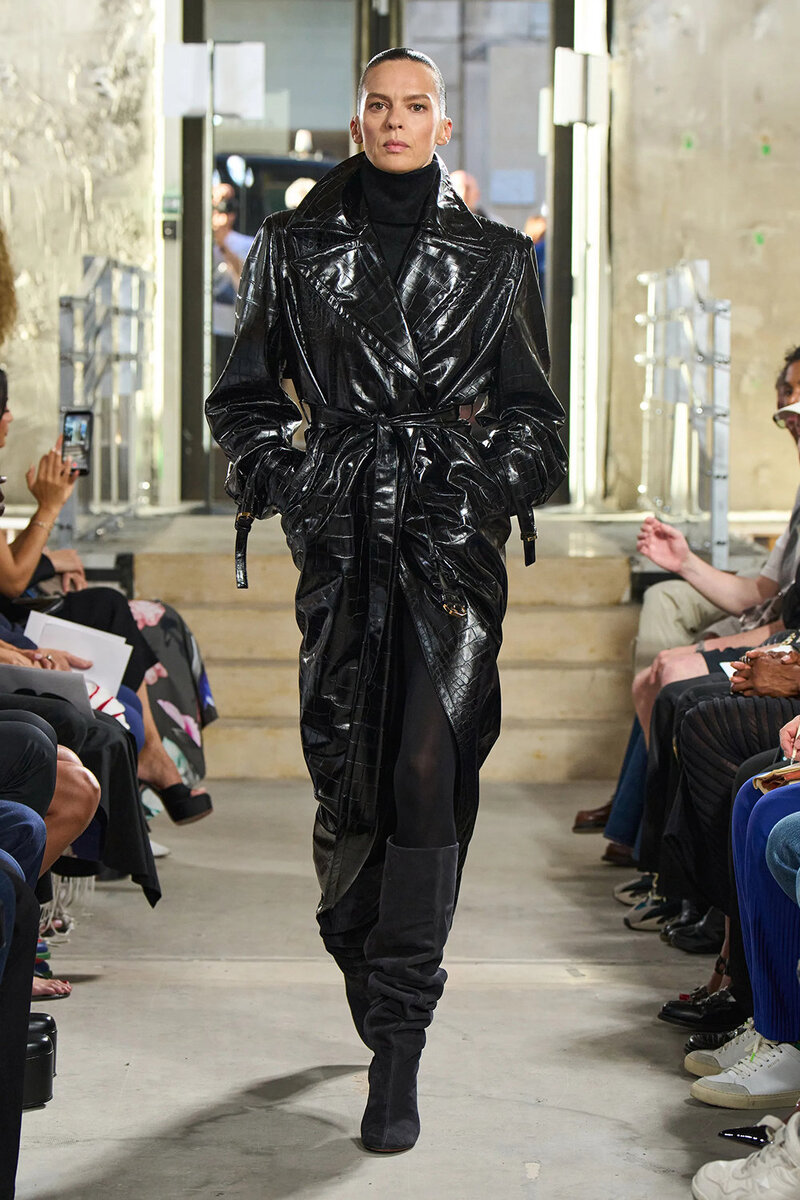    Alaïa весна-лето 2023LEGION-MEDIA