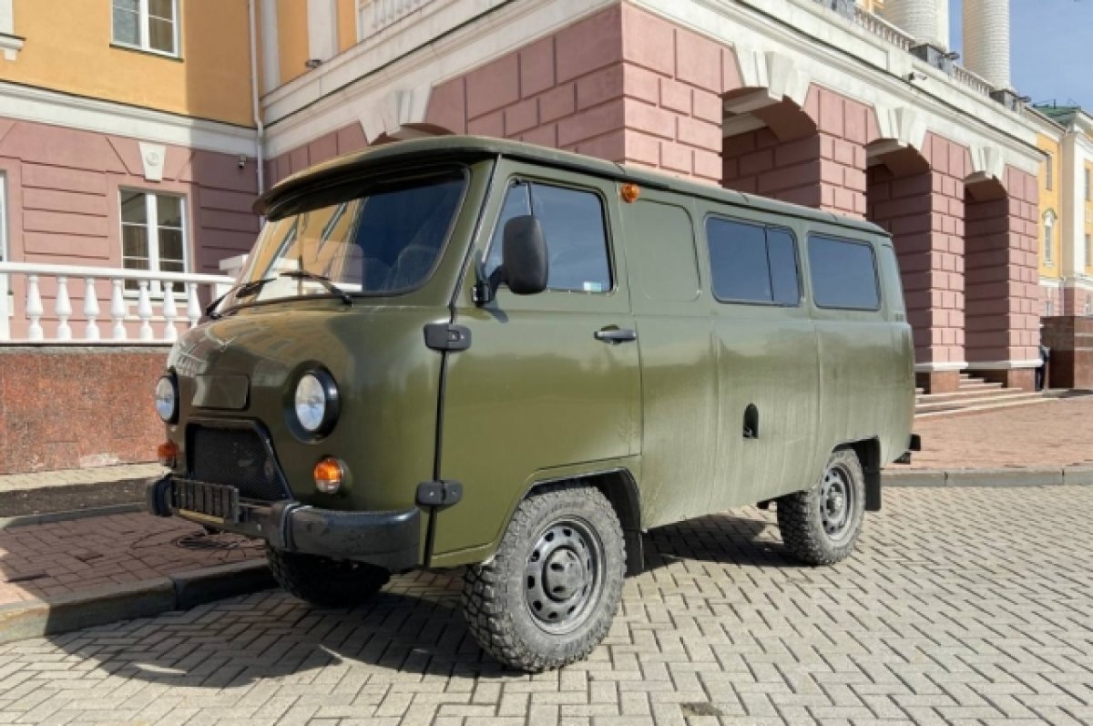    Из Удмуртии в зону СВО отправили УАЗ и партию спецтехники