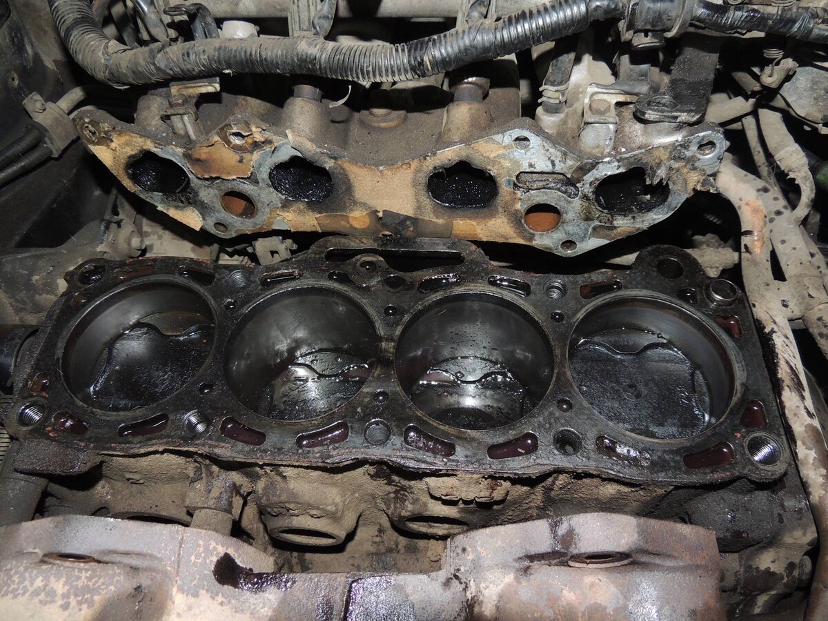 Перегрев мотора приведет к капитальному ремонту. При работе на повышенных темпаратурах присадки в масле перестают работать.