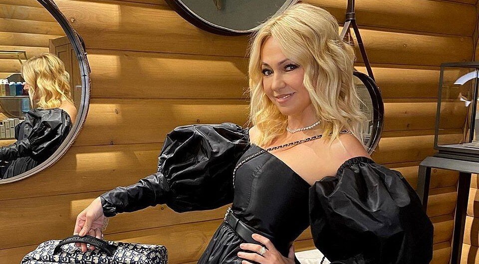 Яна Рудковская. Фото: lisa.ru